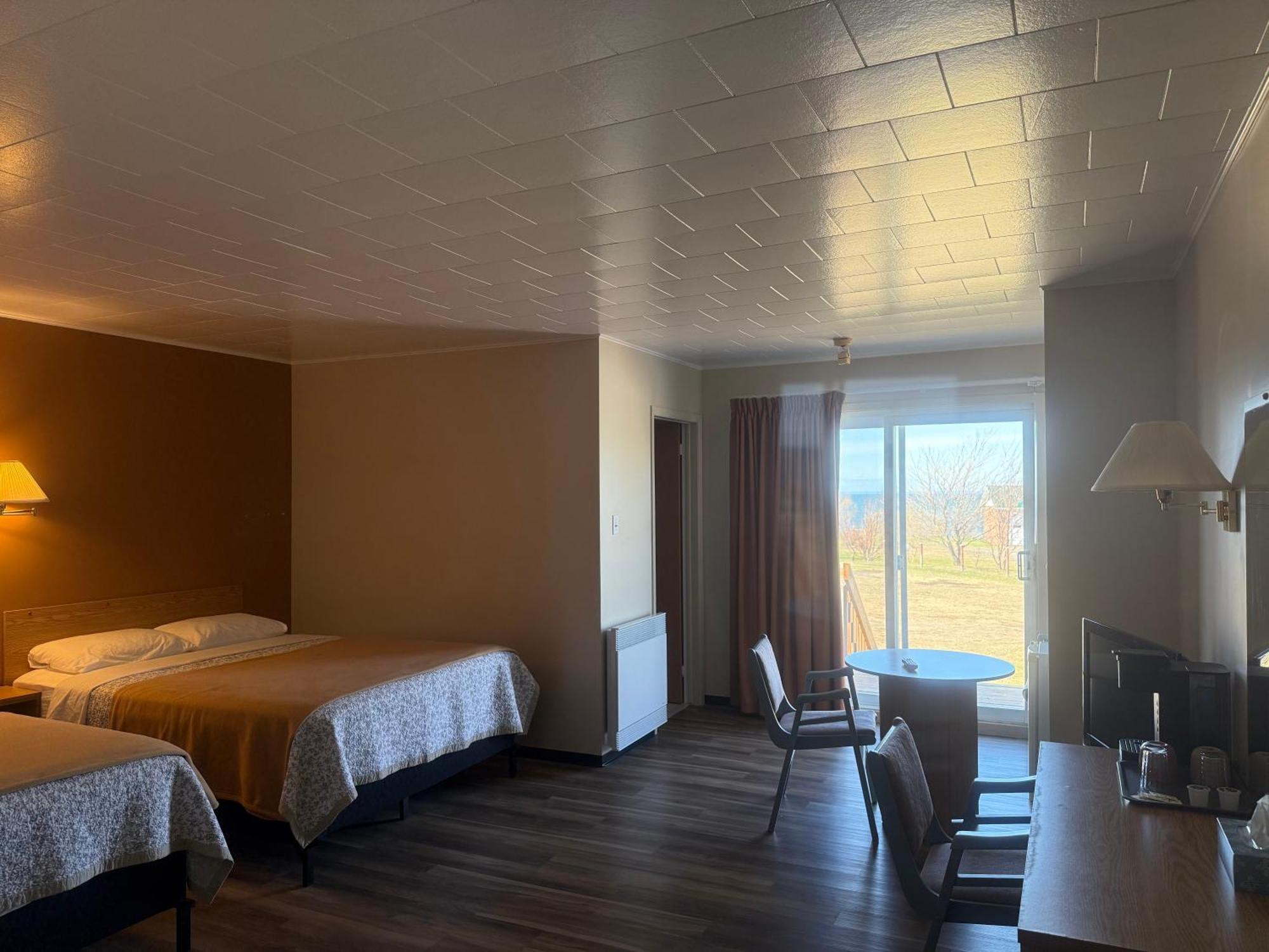 Hotel Le Campagnard Matane Zewnętrze zdjęcie