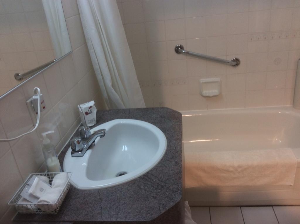 Hotel Le Campagnard Matane Zewnętrze zdjęcie